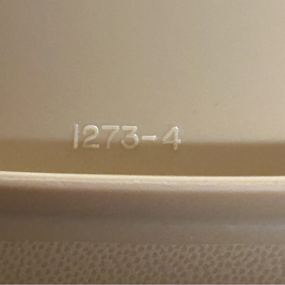 Vintage‎ Tupperware Oval Microwave Steamer Cooker Yellow 1273-4 W Insert & Lid